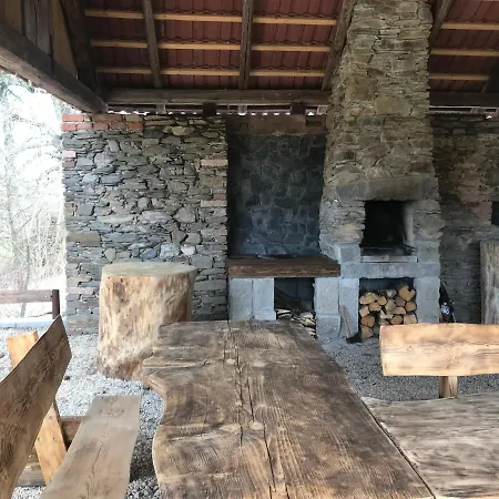 Na Samote U Lesa * Komarice