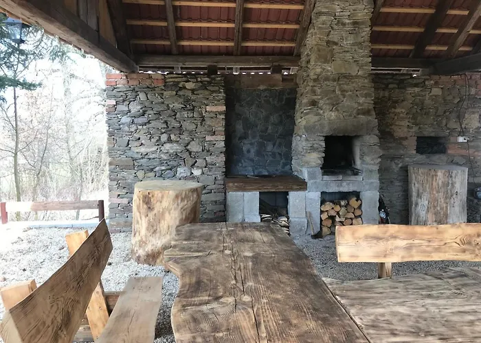 Na Samote U Lesa * Komarice